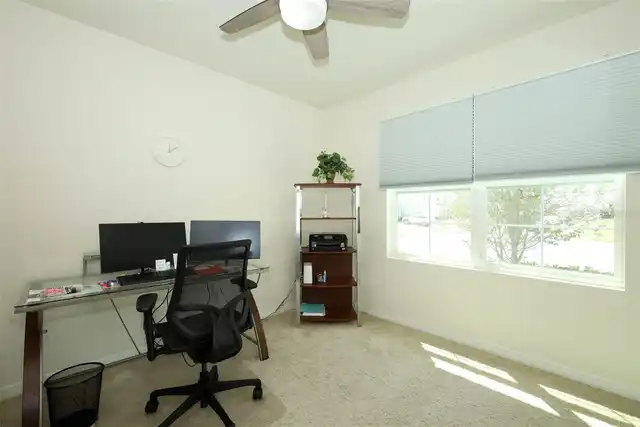 Listing Photo 23