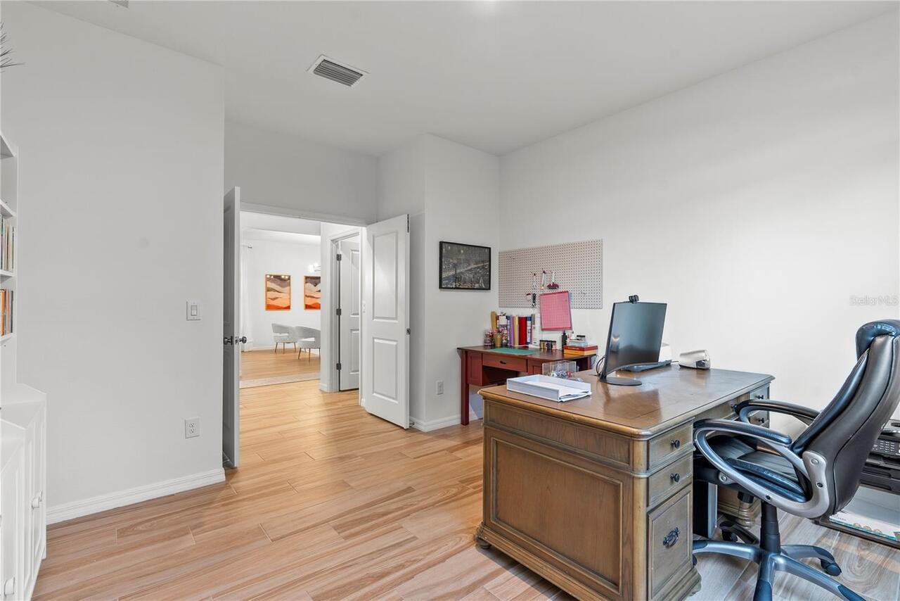 Listing Photo 18