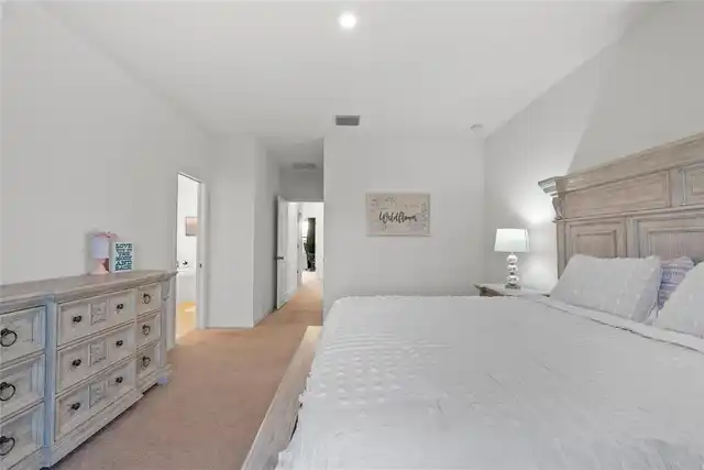 Listing Photo 26