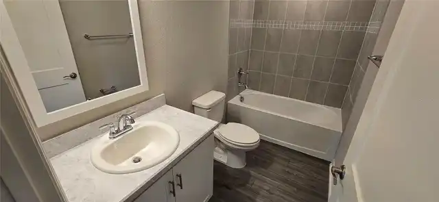 Listing Photo 19