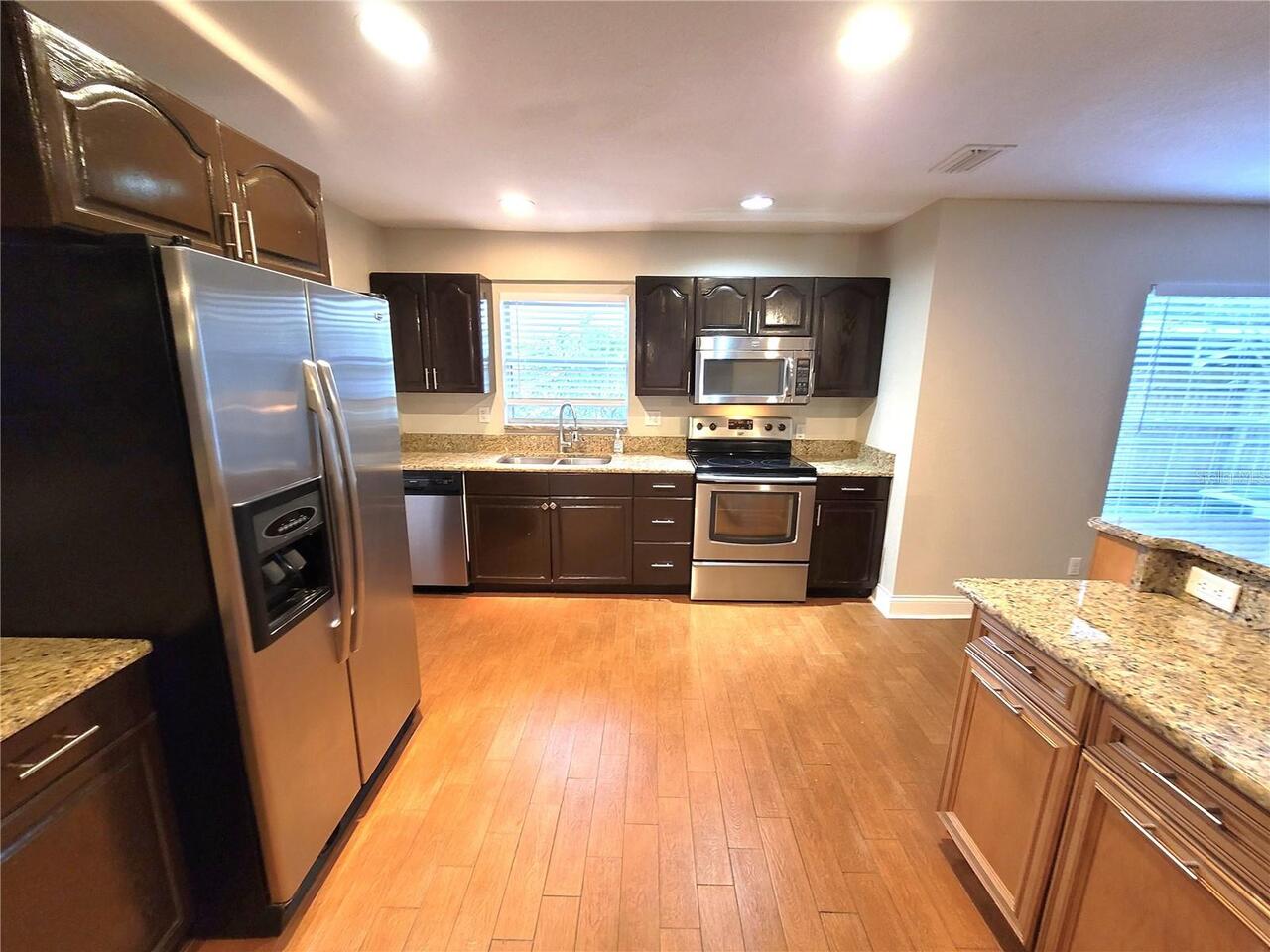 Listing Photo 7