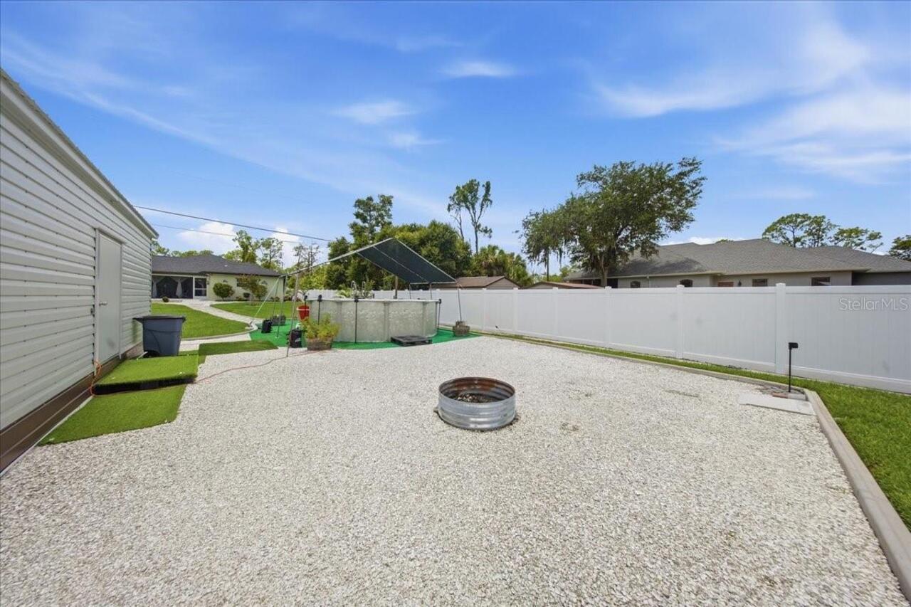 Listing Photo 14