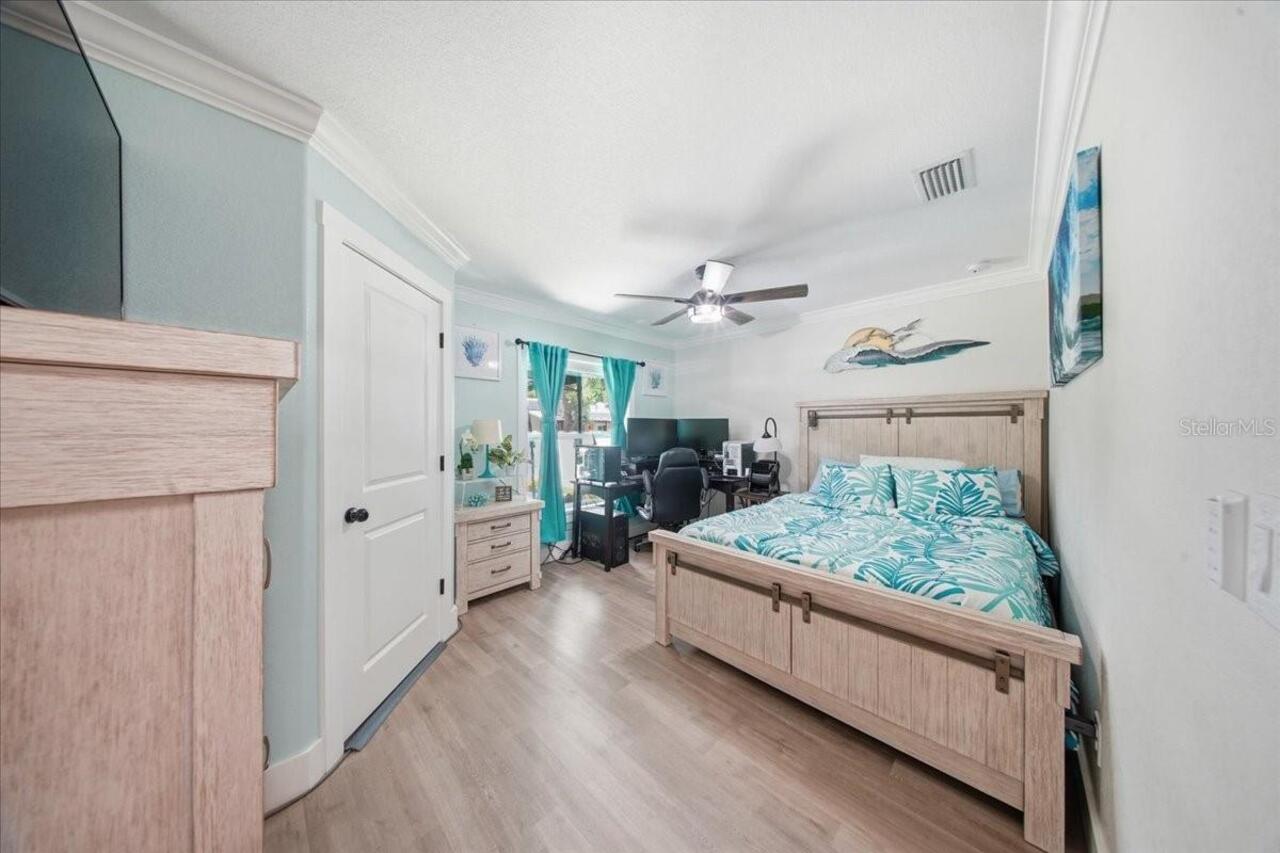 Listing Photo 32