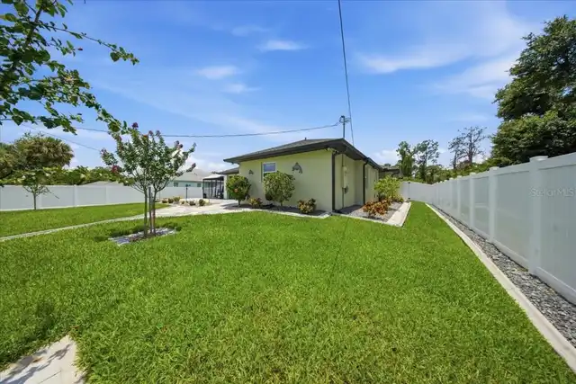 Listing Photo 19