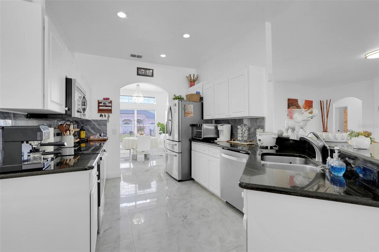Listing Photo 15