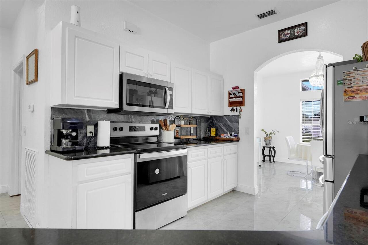 Listing Photo 17