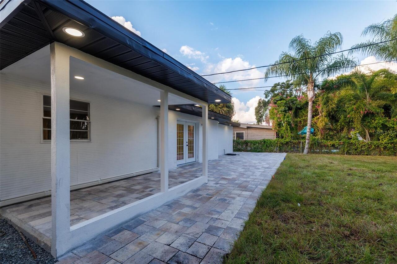 Listing Photo 17