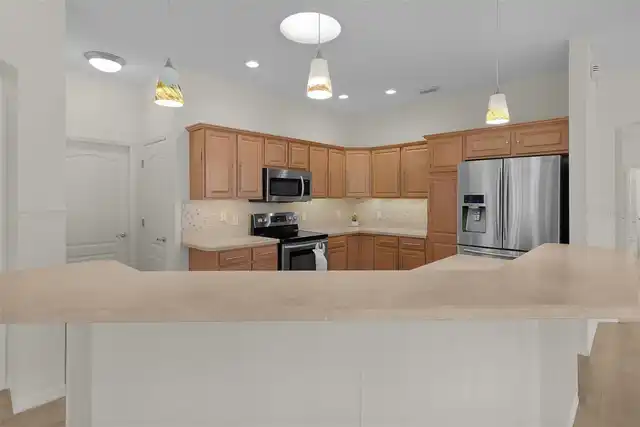 Listing Photo 16