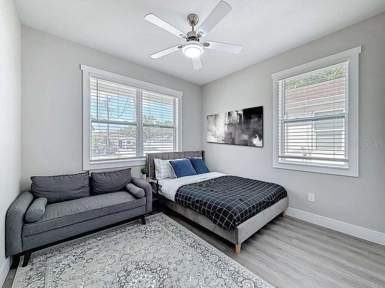 Listing Photo 10