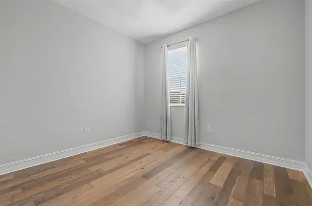 Listing Photo 23