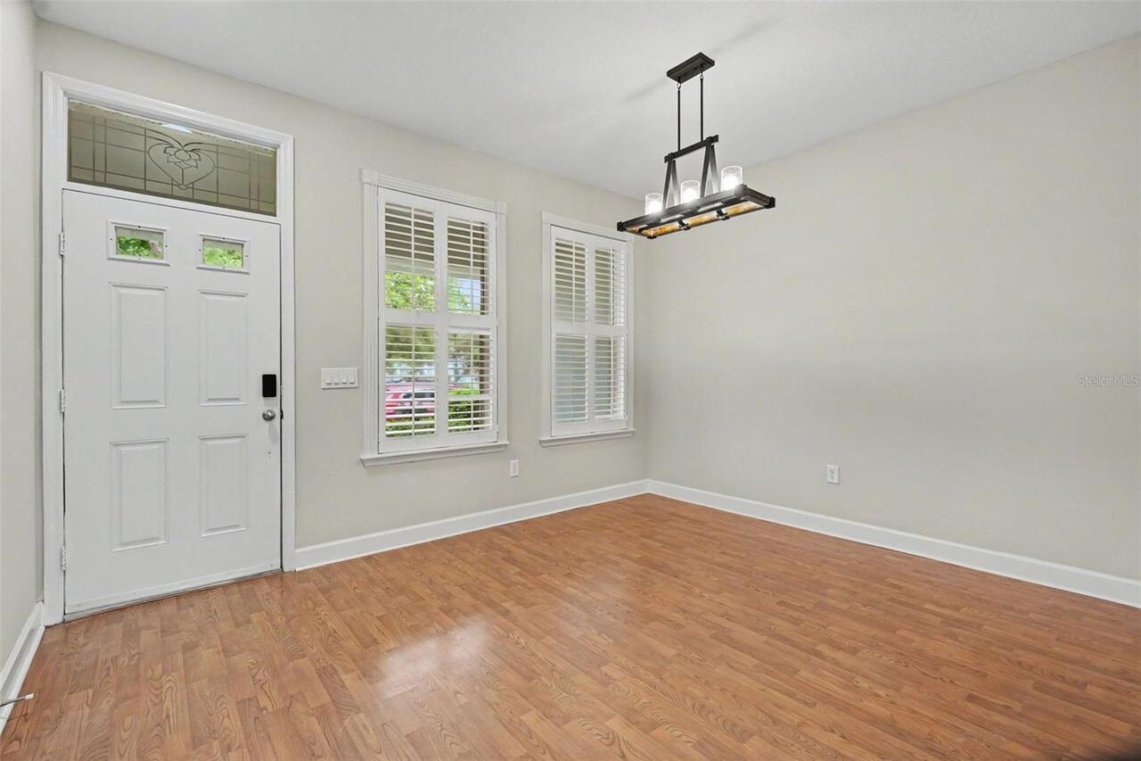 Listing Photo 9