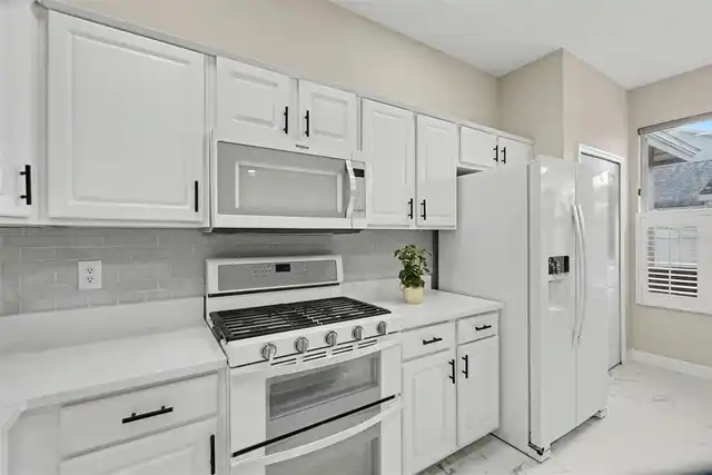 Listing Photo 21