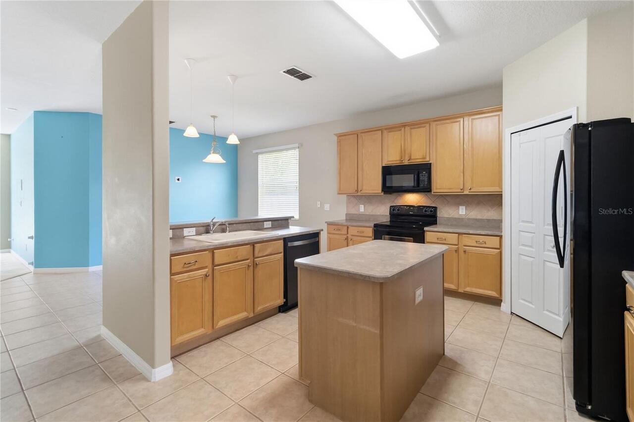 Listing Photo 16