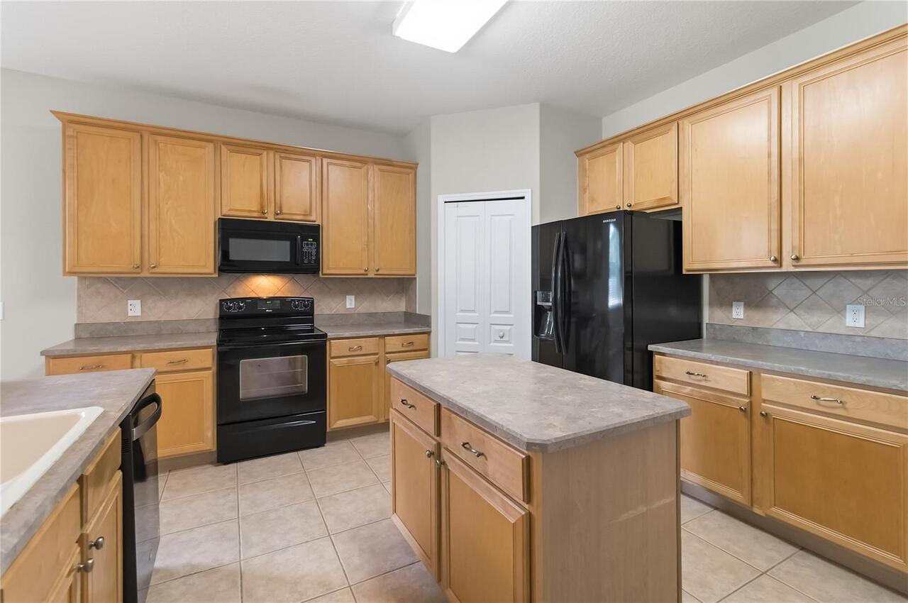 Listing Photo 18