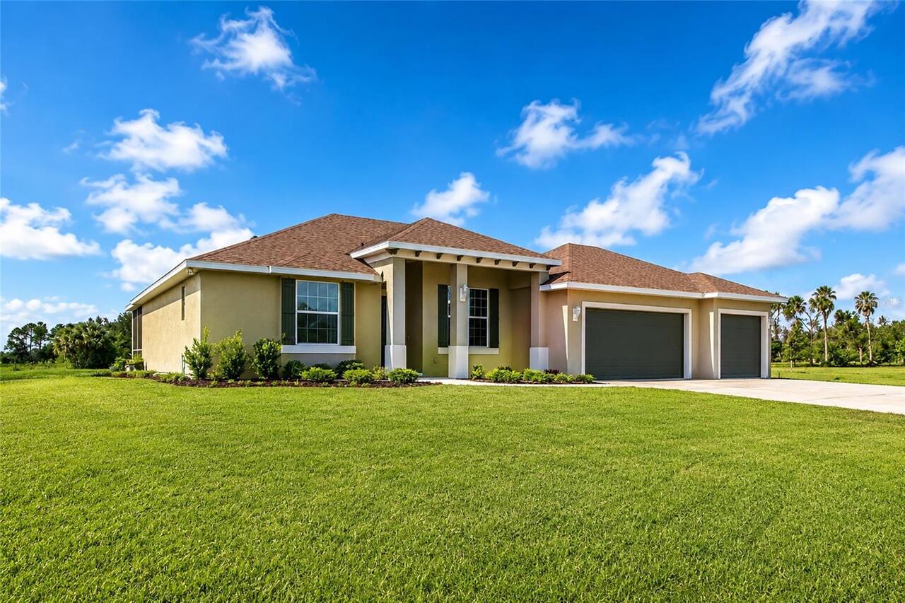 Myakka City Real Estate