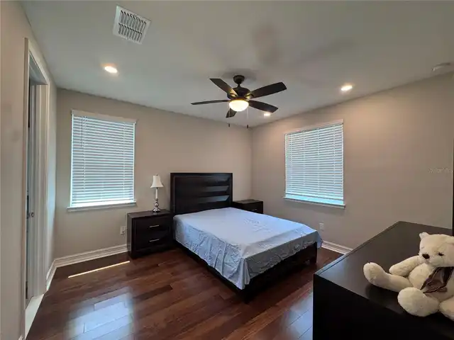 Listing Photo 38