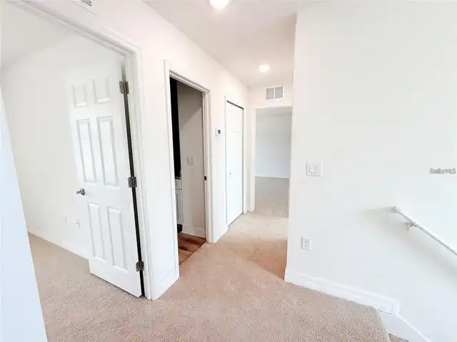 Listing Photo 14