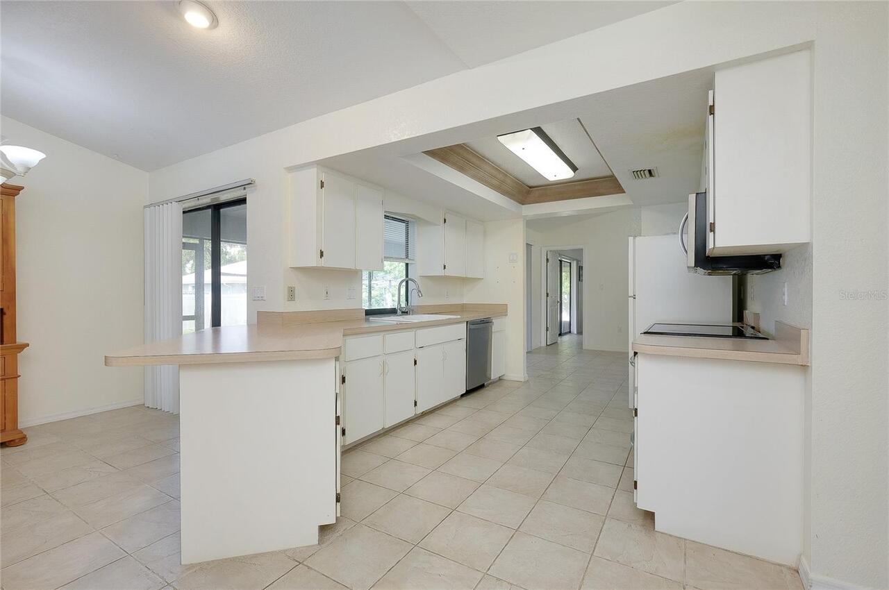 Listing Photo 16