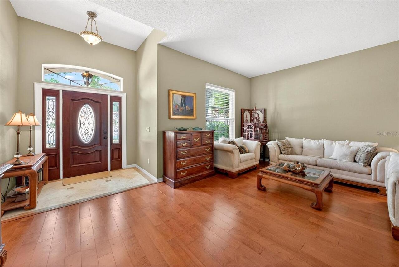 Listing Photo 14