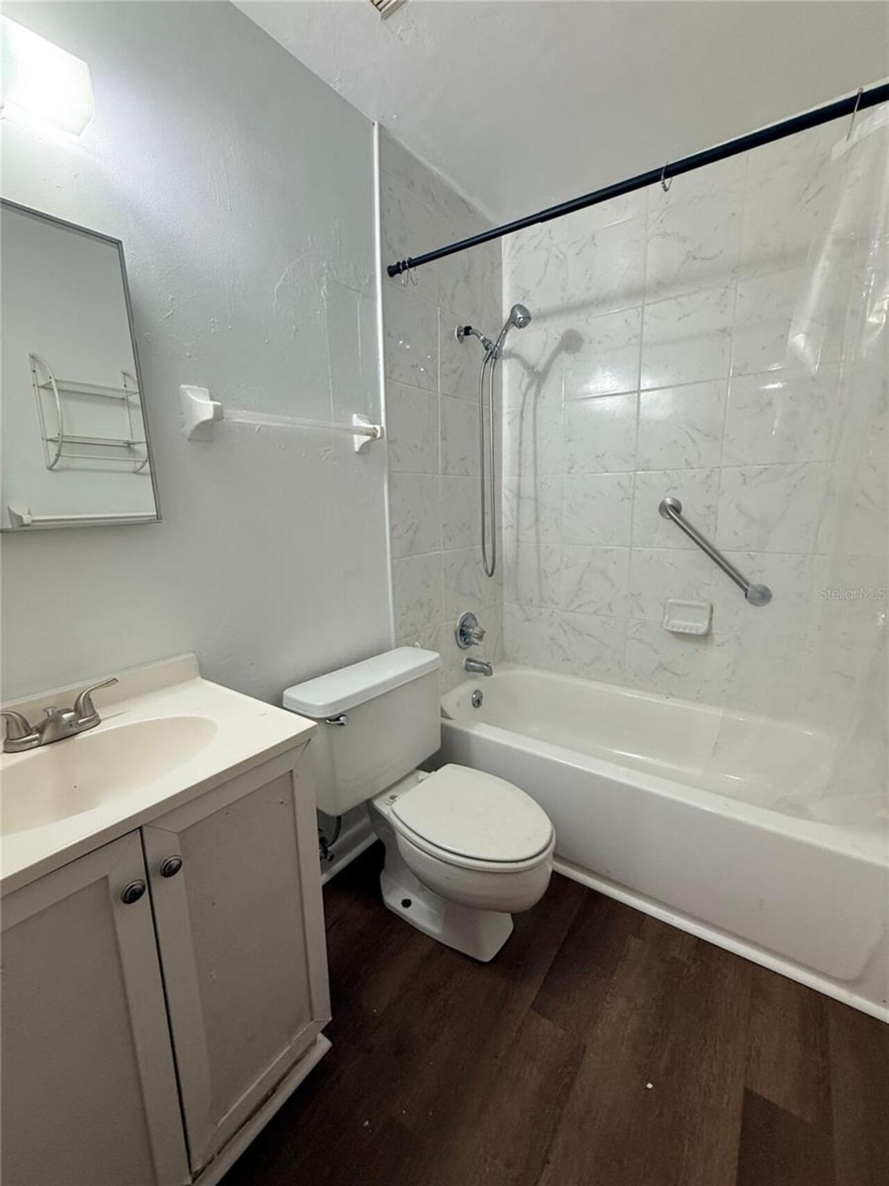 Listing Photo 16