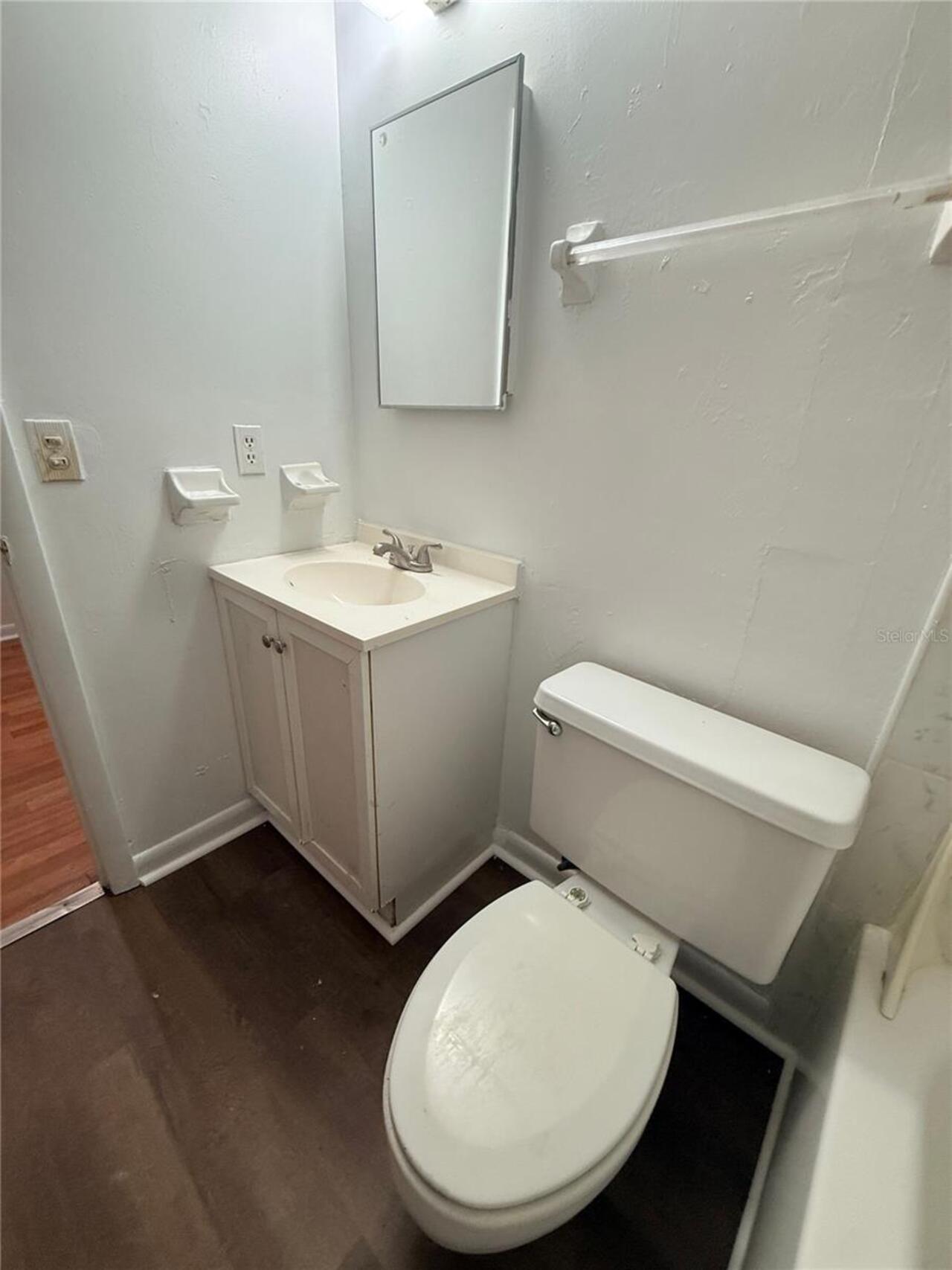 Listing Photo 17