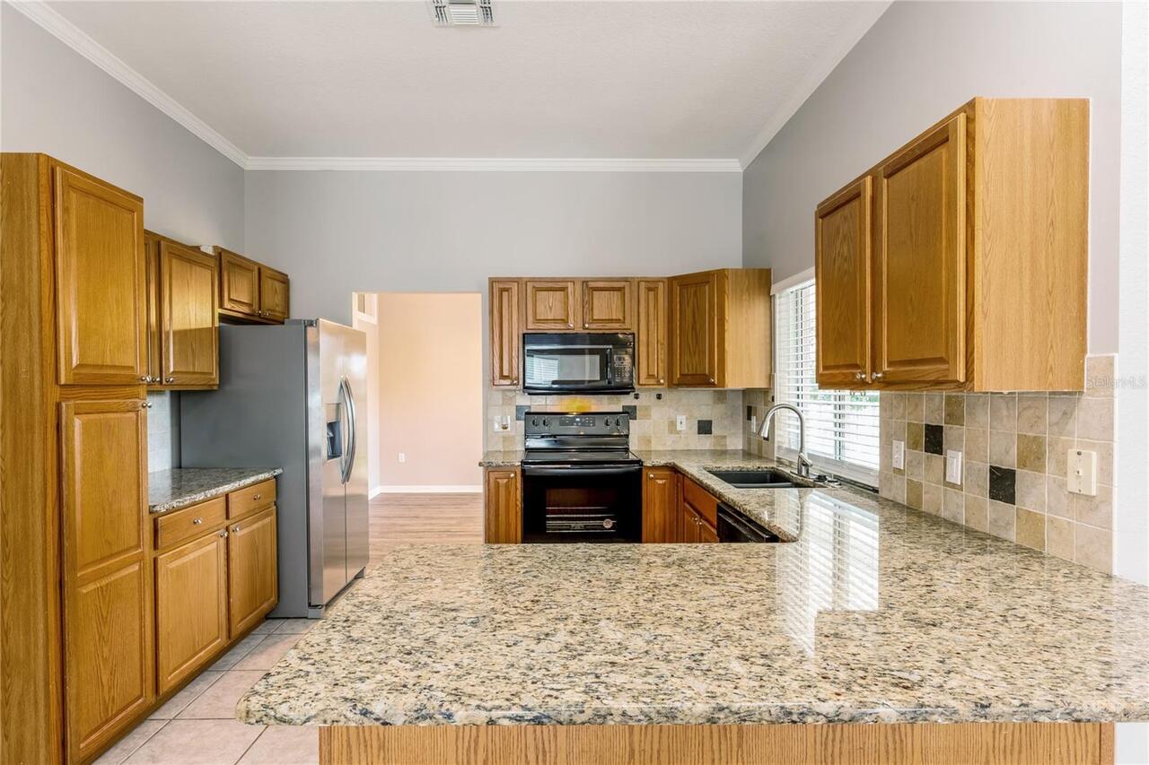 Listing Photo 6