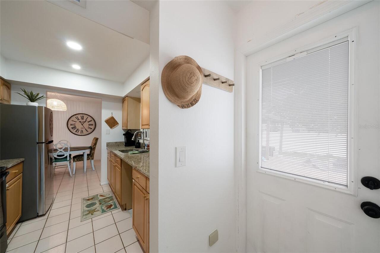 Listing Photo 14