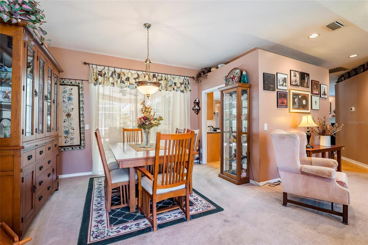 Listing Photo 8