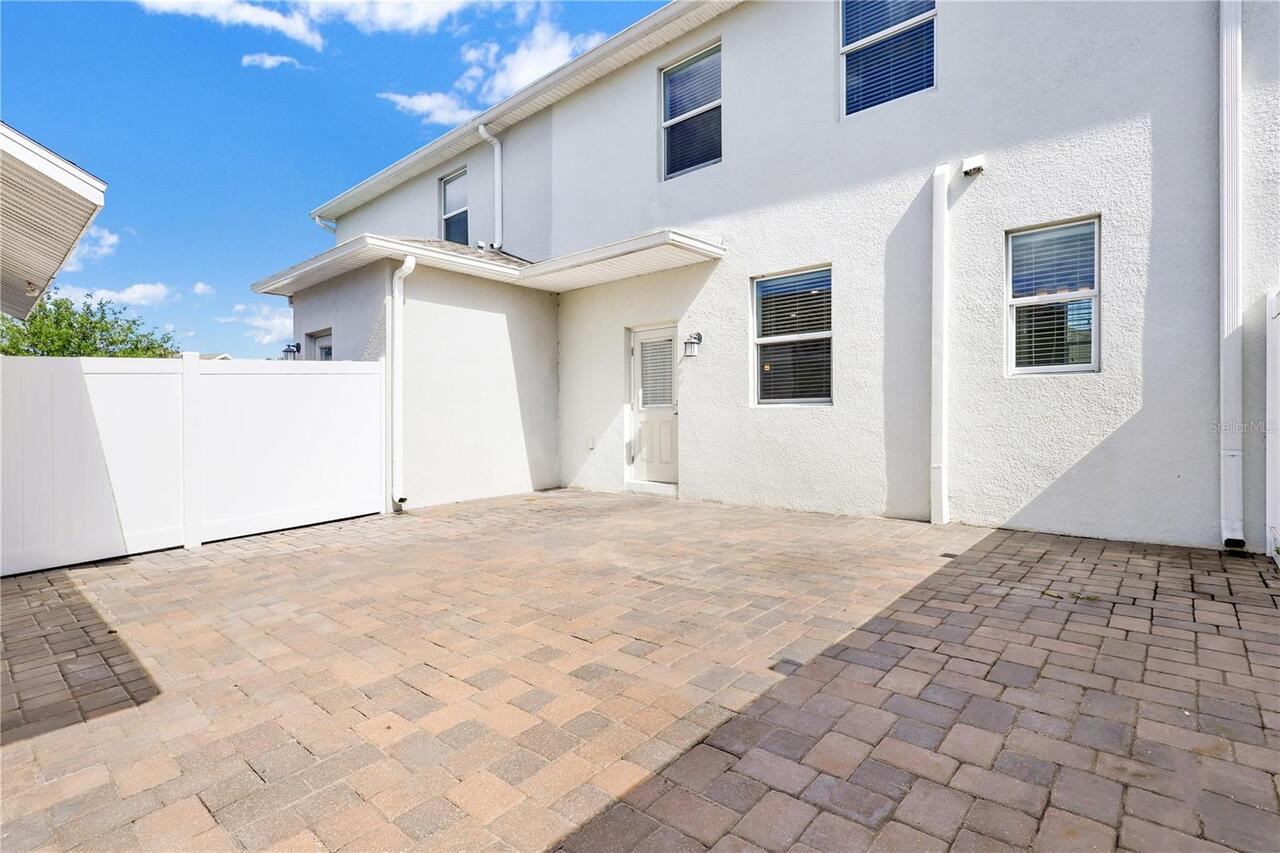 Listing Photo 23