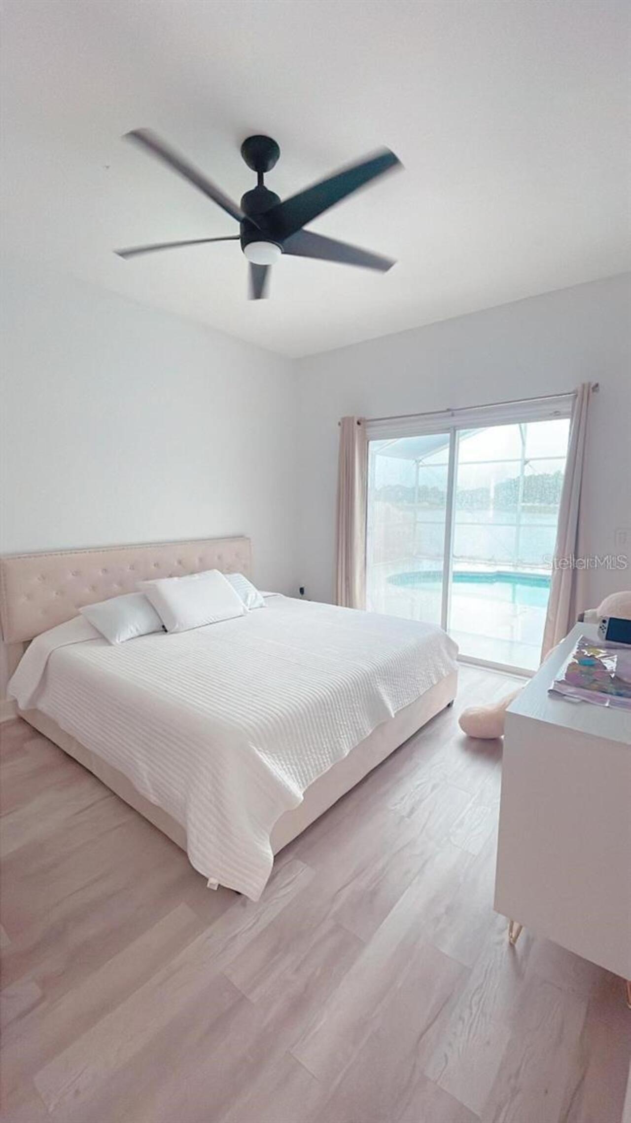Listing Photo 11