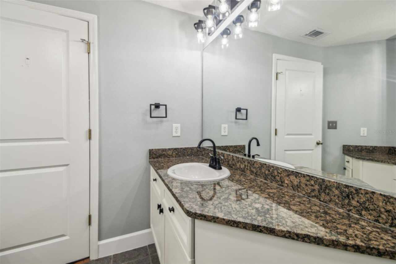 Listing Photo 24