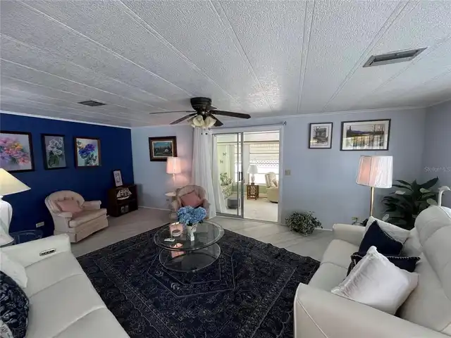 Listing Photo 14