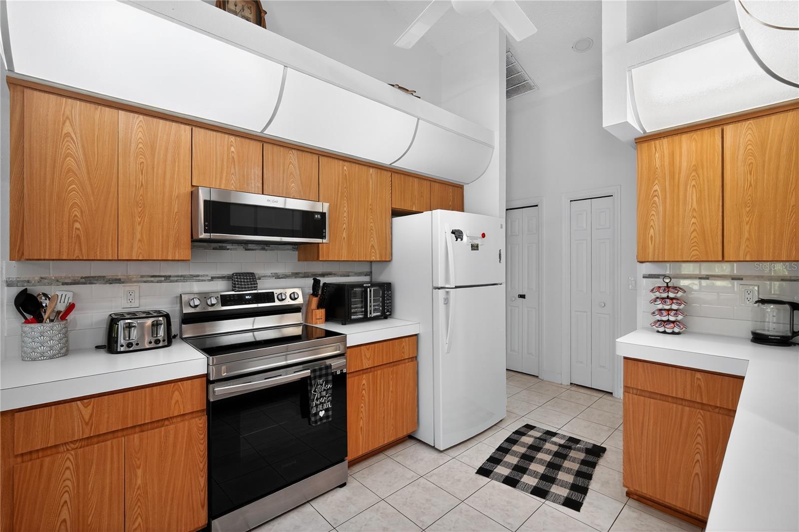 Listing Photo 11