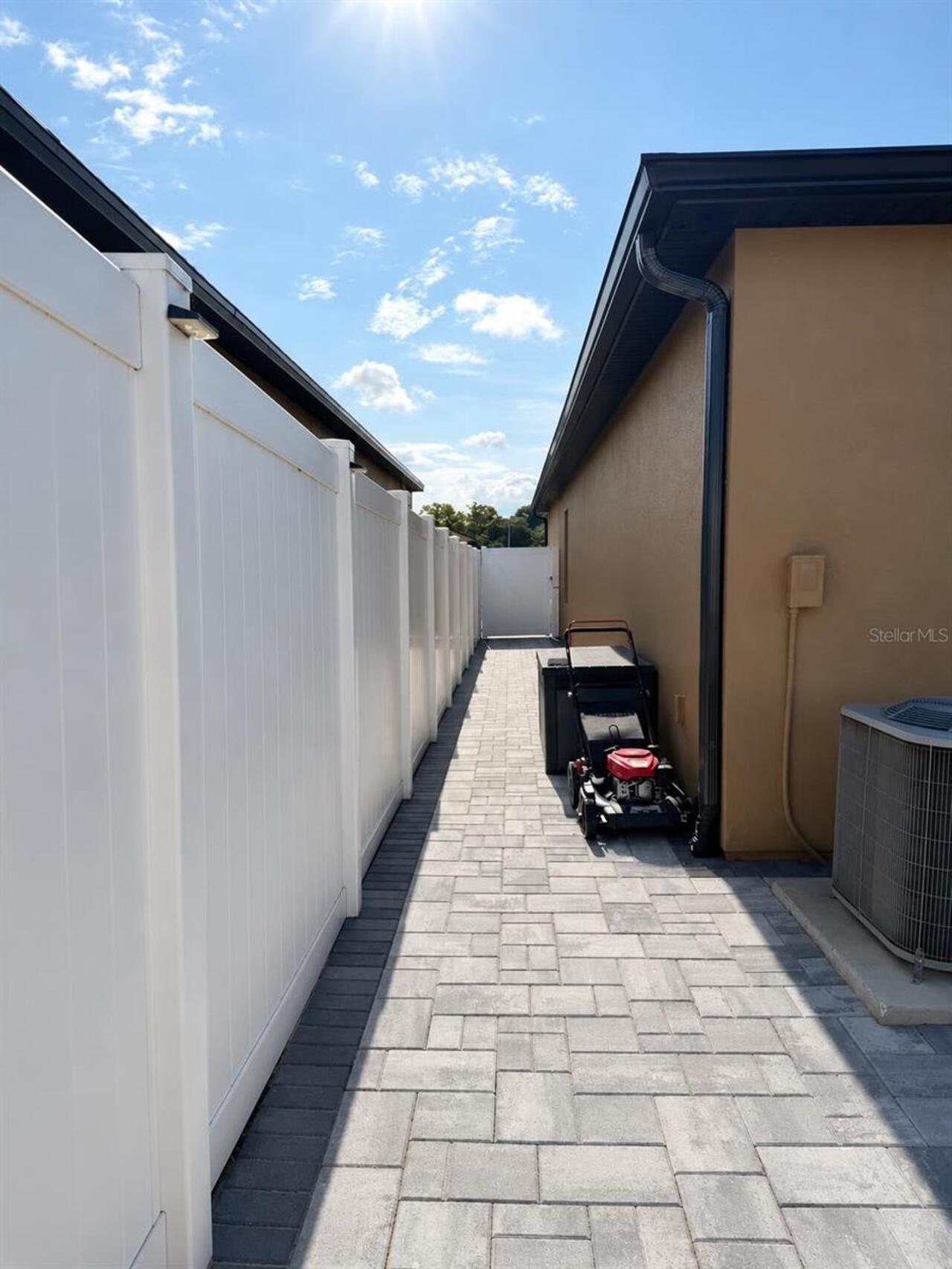 Listing Photo 19