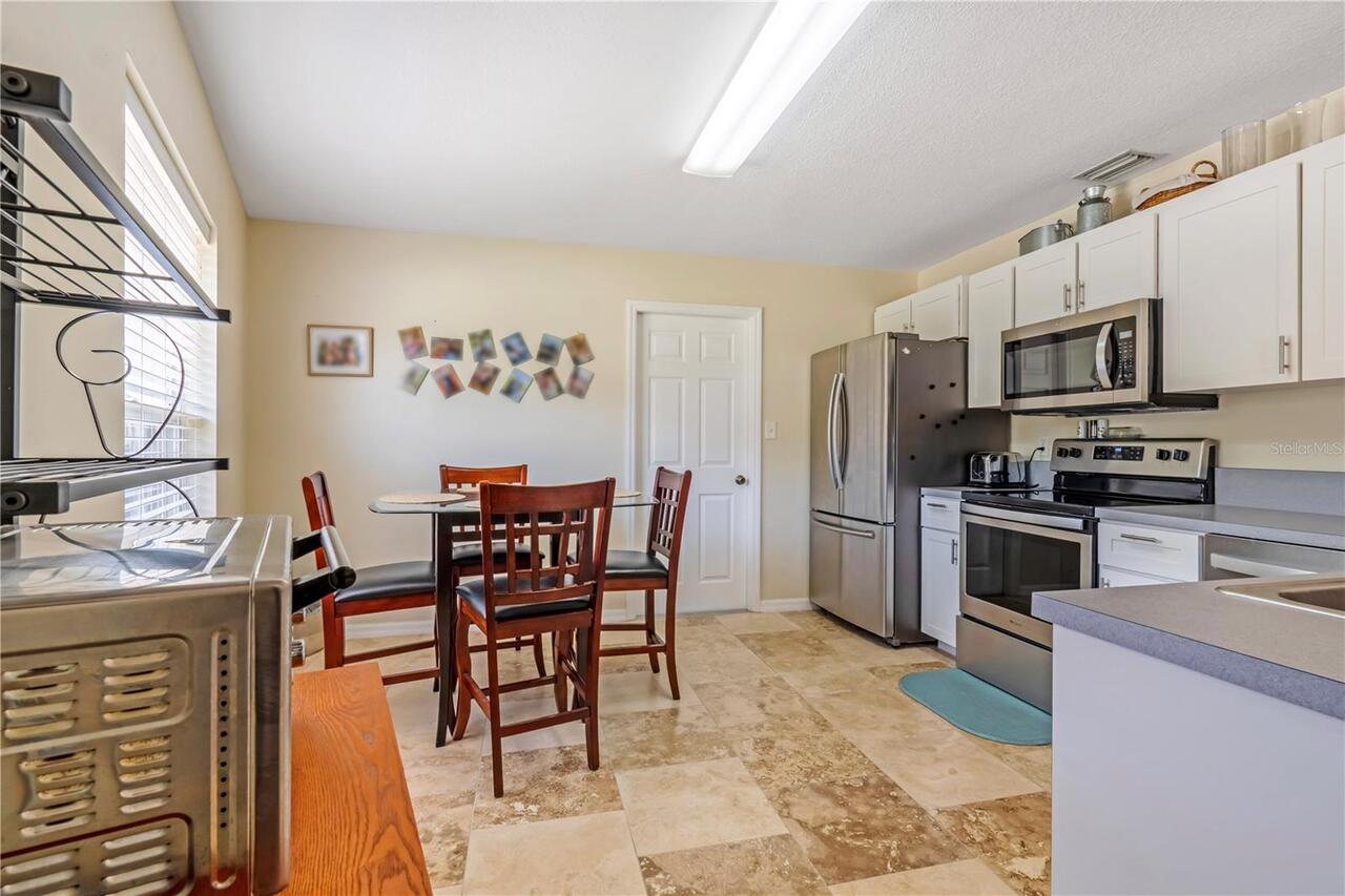 Listing Photo 10