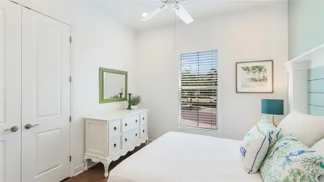 Listing Photo 25