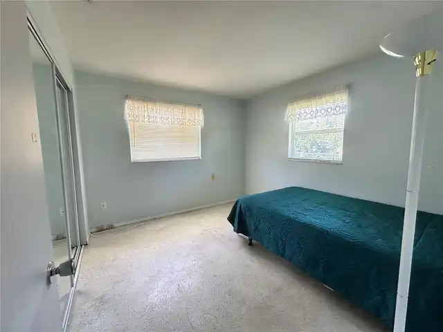 Listing Photo 9