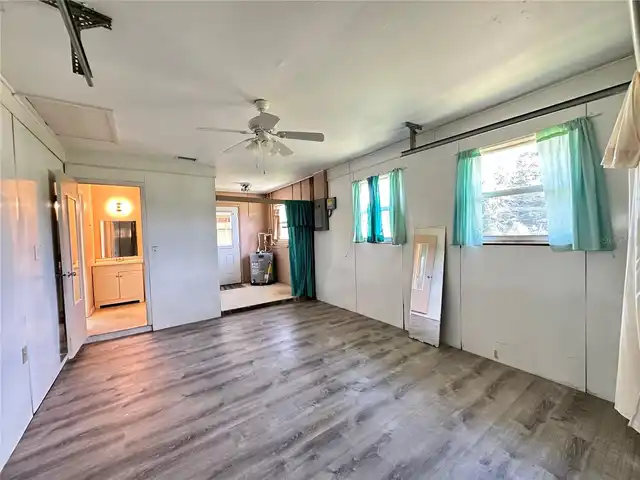 Listing Photo 21