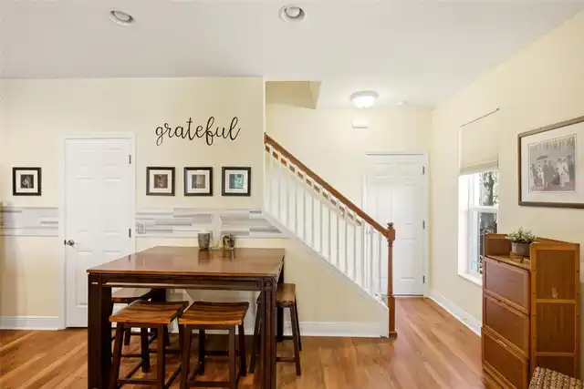 Listing Photo 16