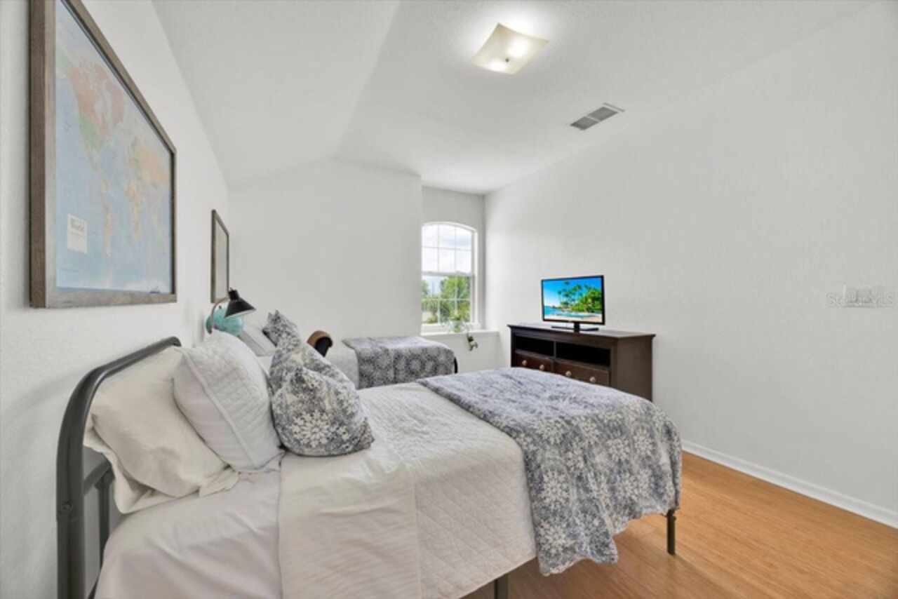 Listing Photo 23