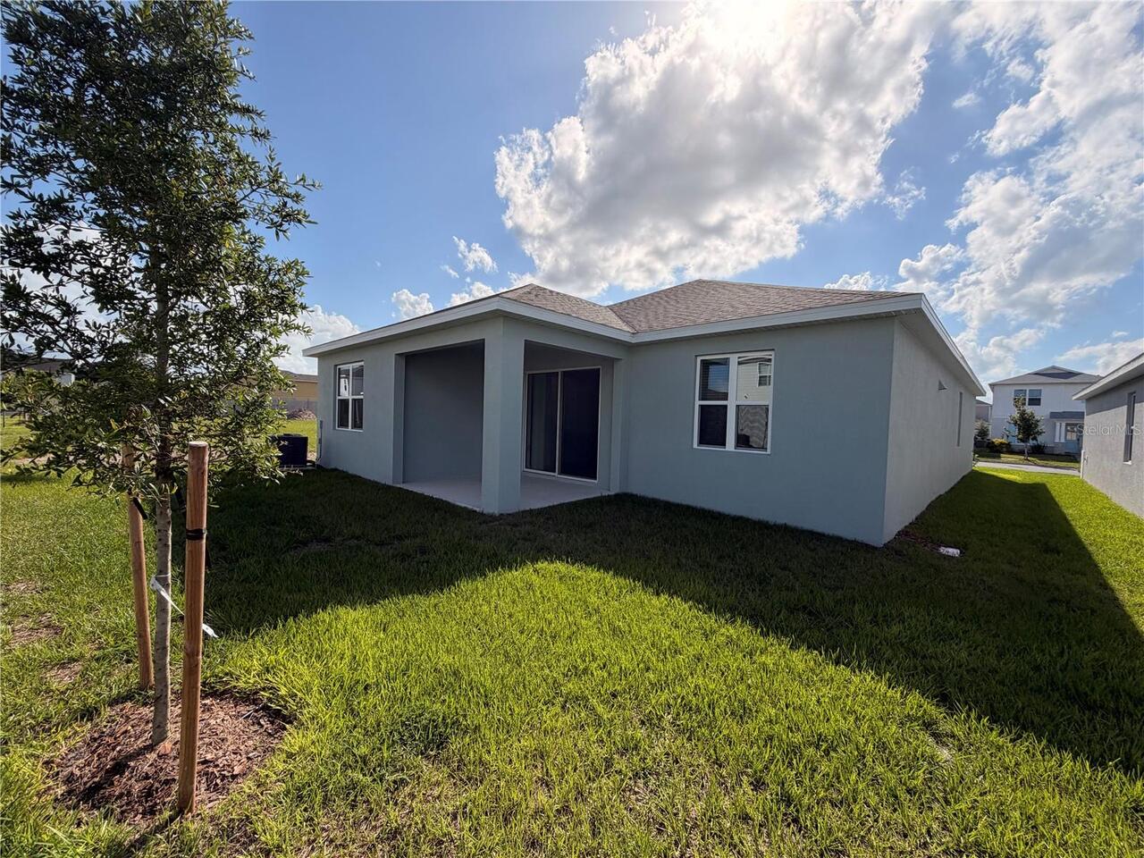 Listing Photo 8