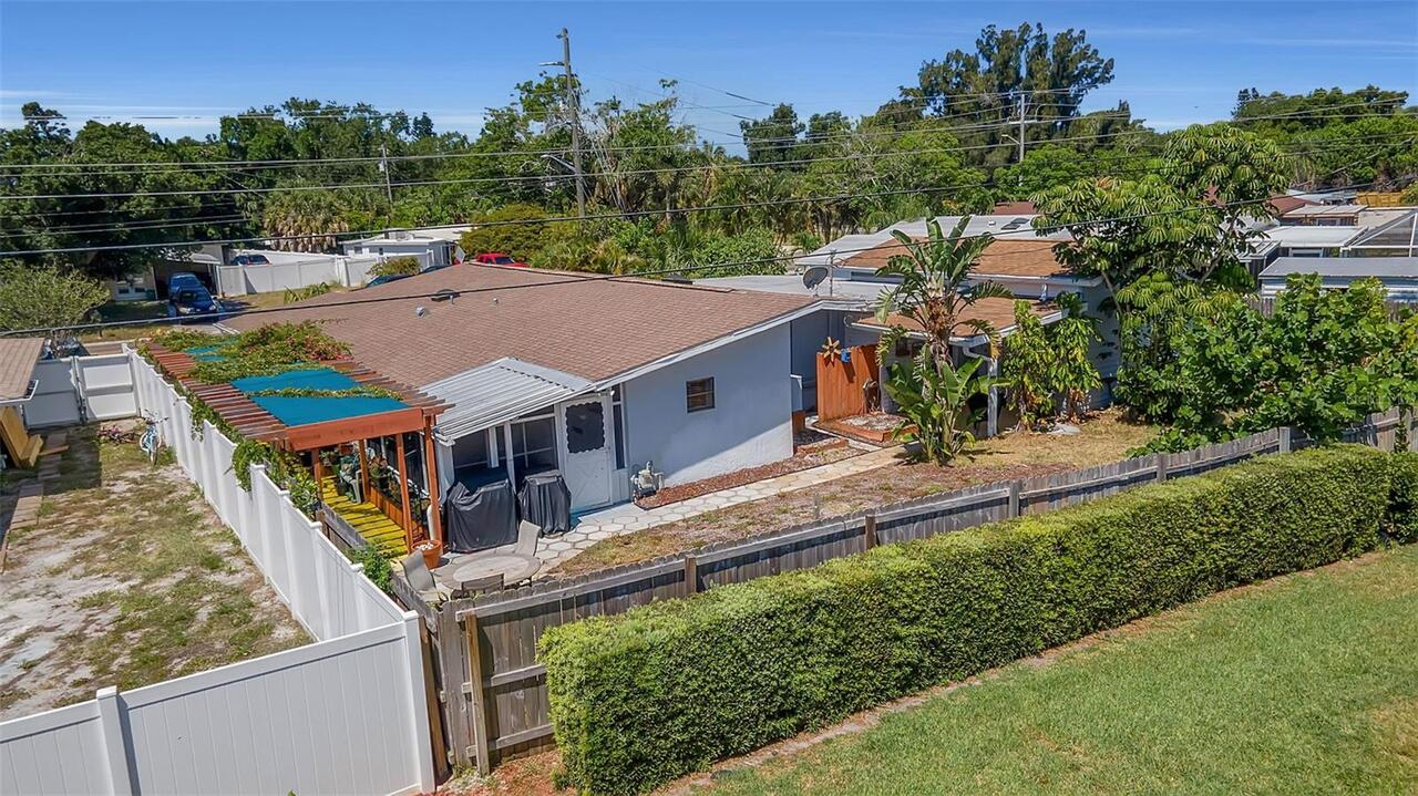 Listing Photo 42
