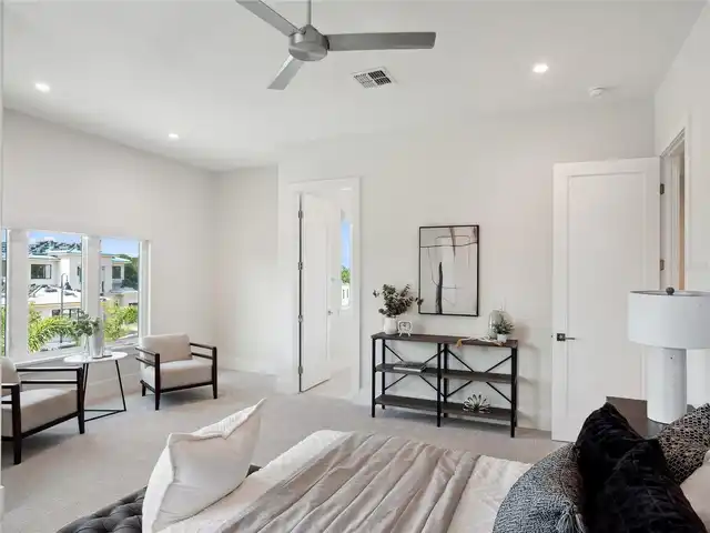 Listing Photo 32