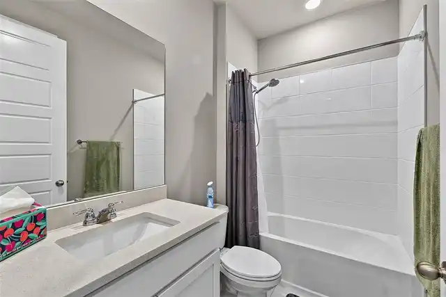 Listing Photo 21