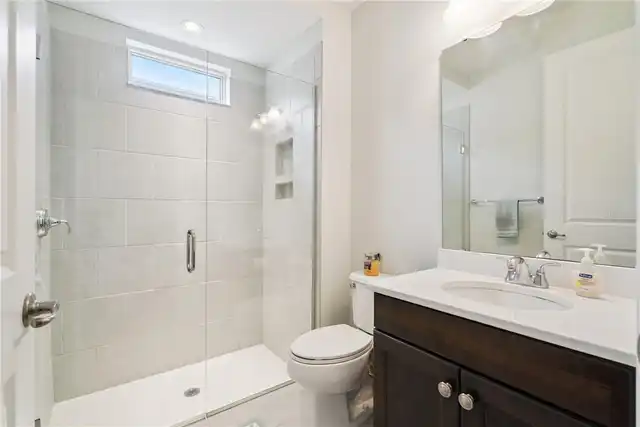 Listing Photo 27