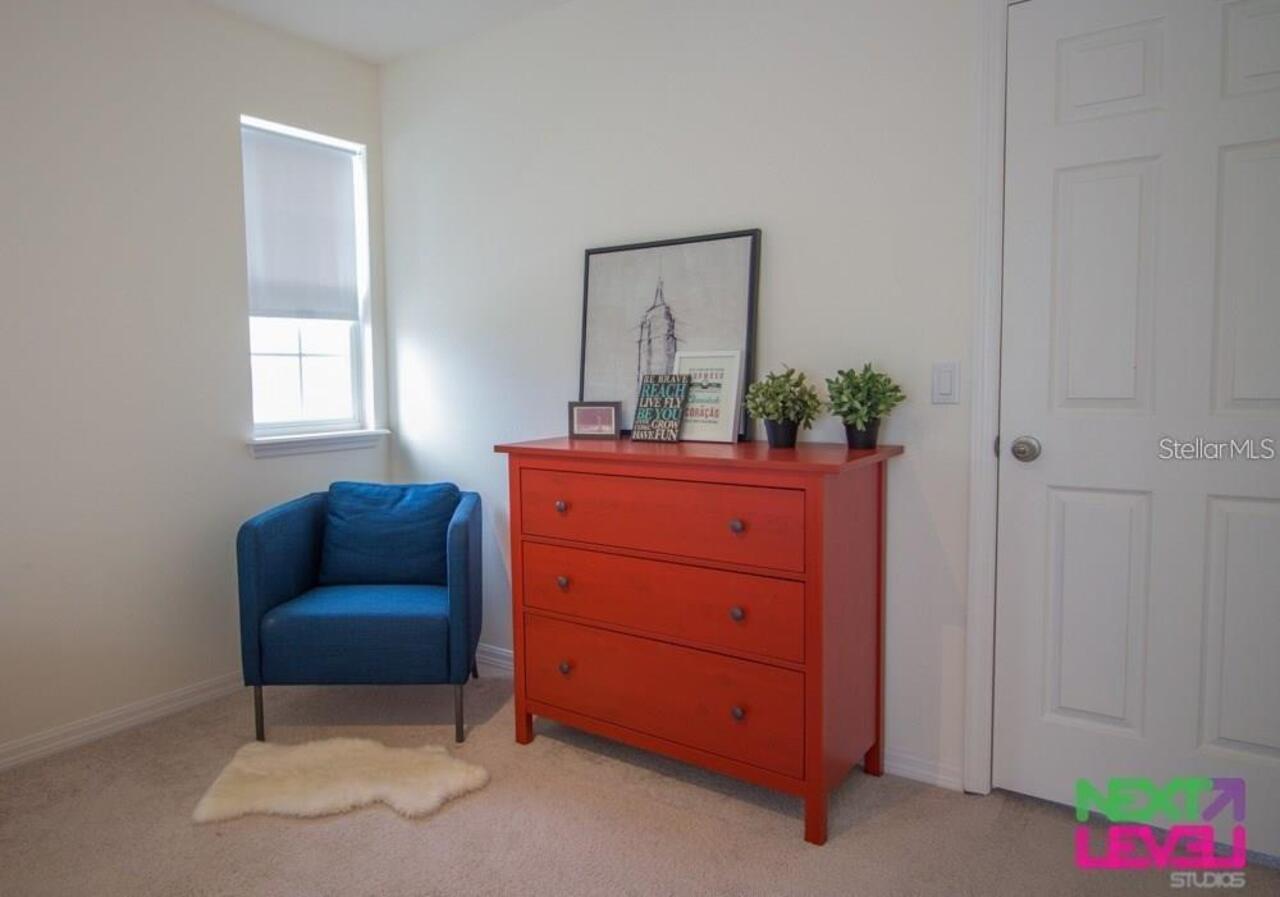 Listing Photo 12