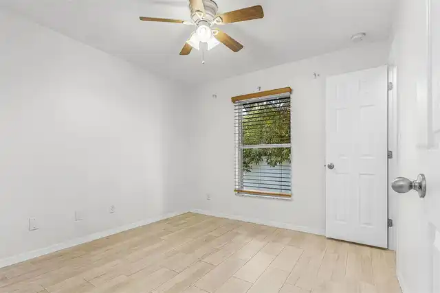 Listing Photo 19