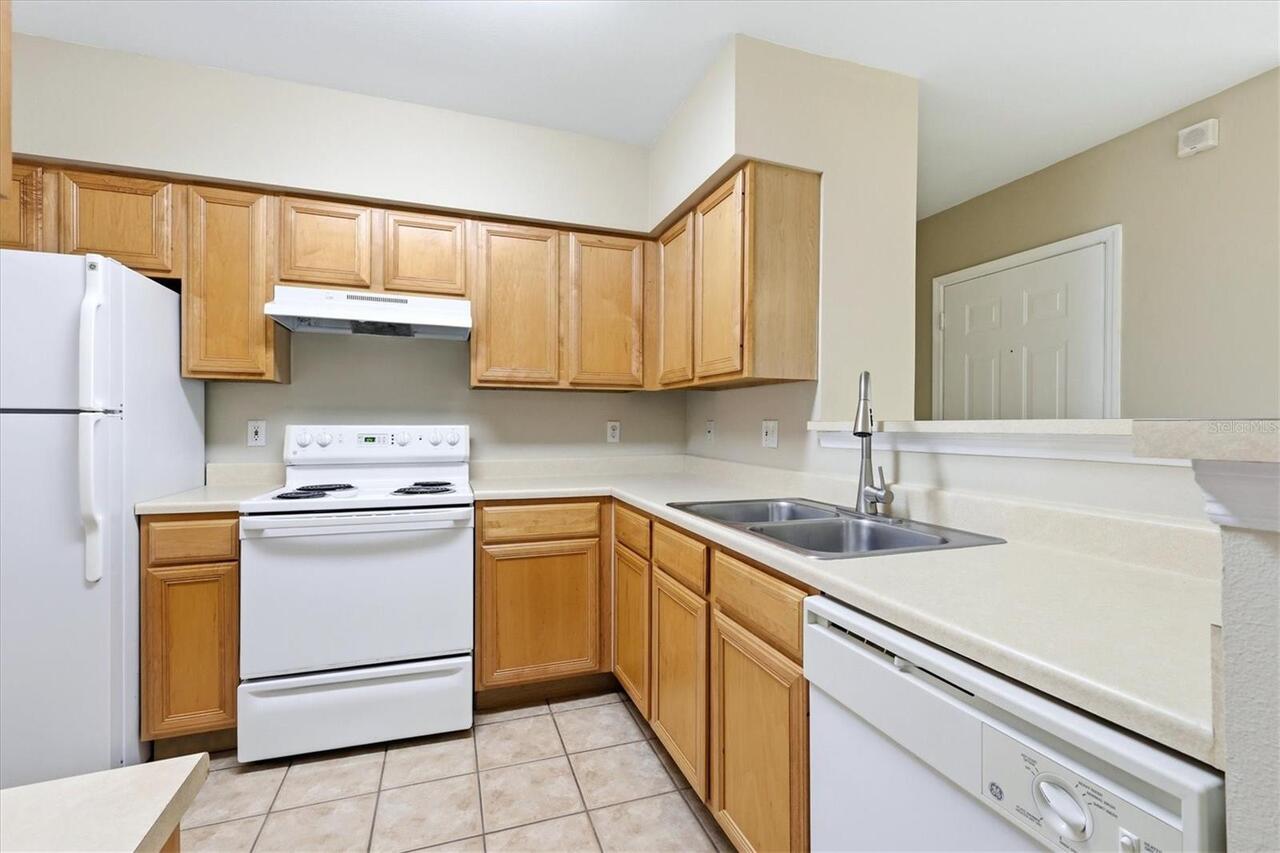 Listing Photo 14