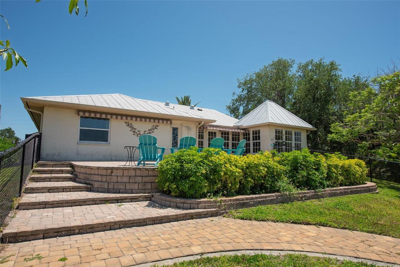 Listing Photo 16