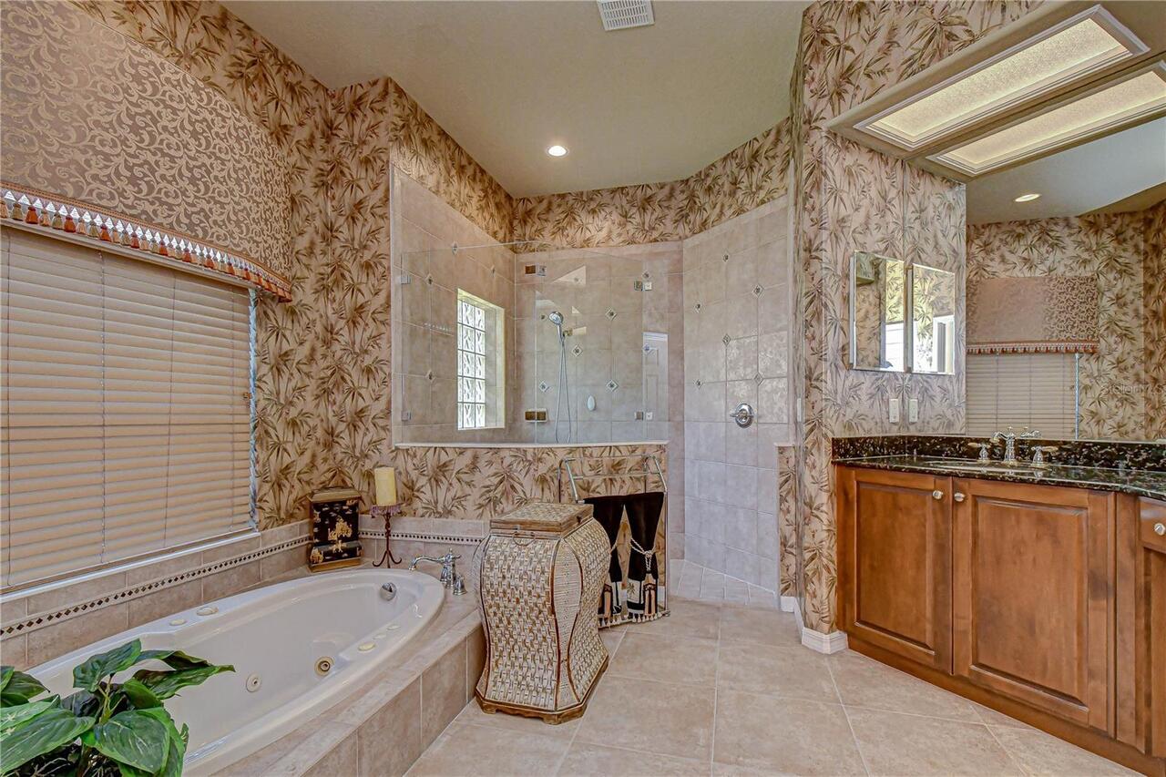 Listing Photo 19